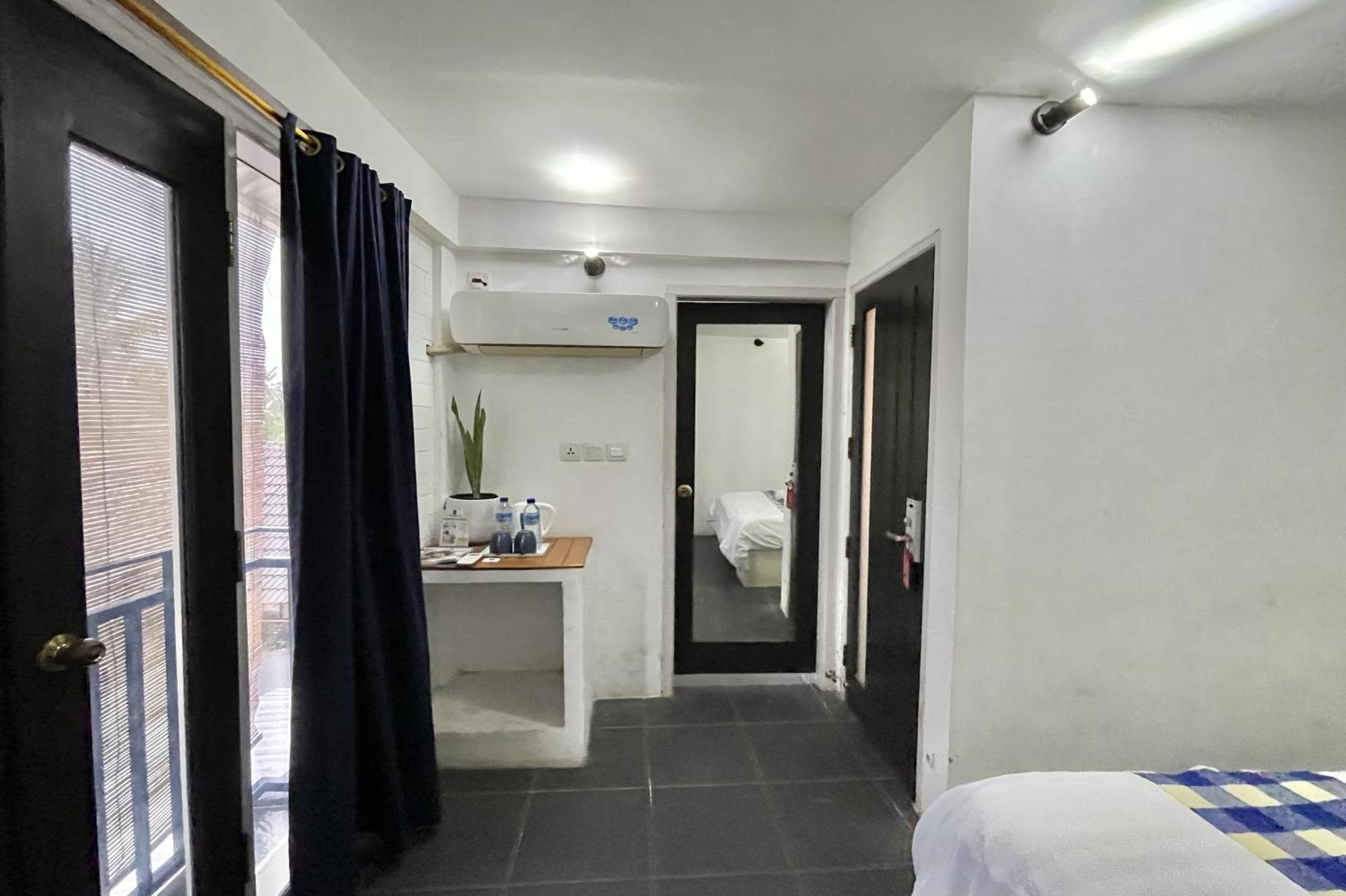 Taman Unique Hotel Senggigi Extérieur photo