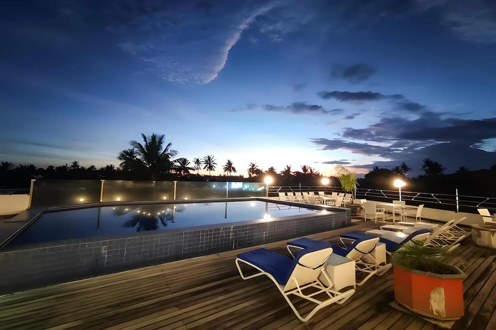 Taman Unique Hotel Senggigi Extérieur photo